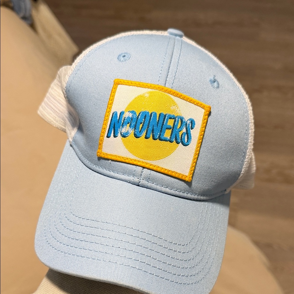 Nooners barstool hat